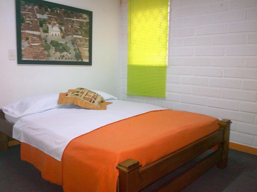 Spring City Hostel Μεντεγίν Δωμάτιο φωτογραφία