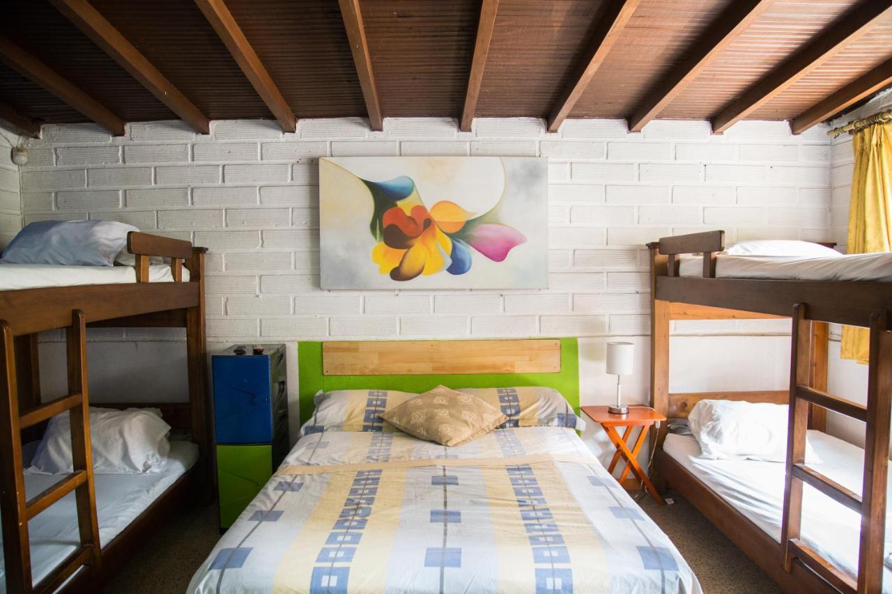 Spring City Hostel Μεντεγίν Εξωτερικό φωτογραφία