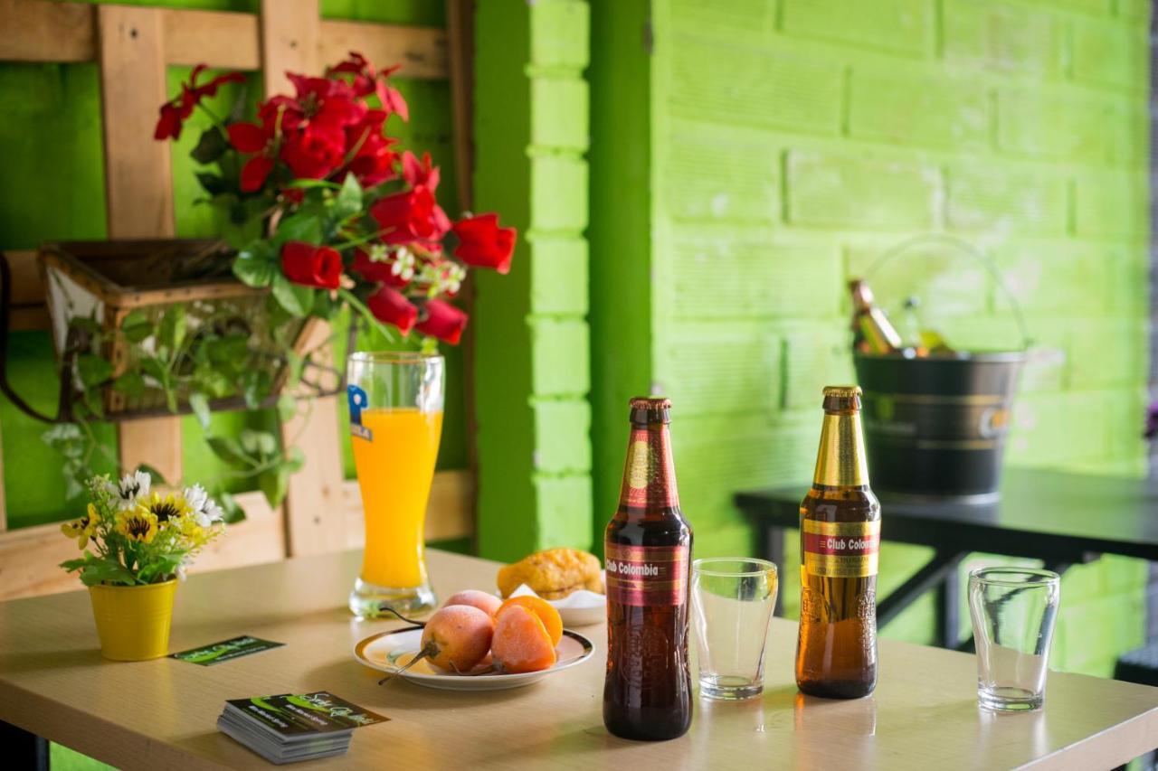 Spring City Hostel Μεντεγίν Εξωτερικό φωτογραφία